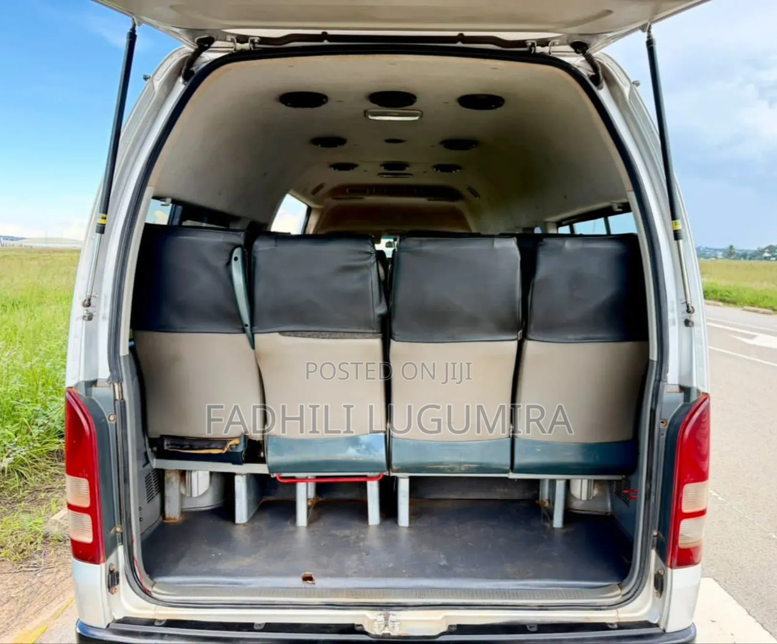 Toyota HiAce 2006 Silver
