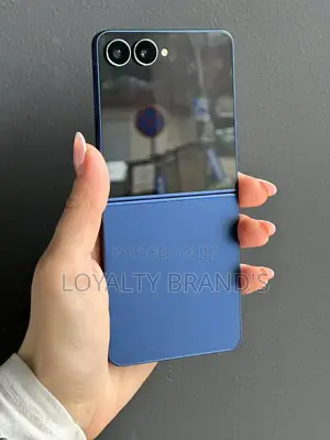 New Samsung Galaxy Z Flip7 512 GB Blue