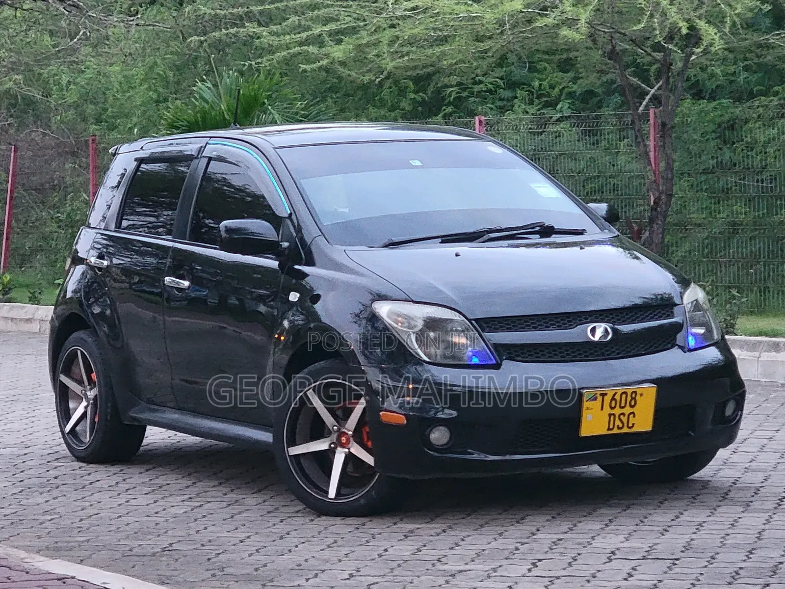 Toyota IST 2005 Black