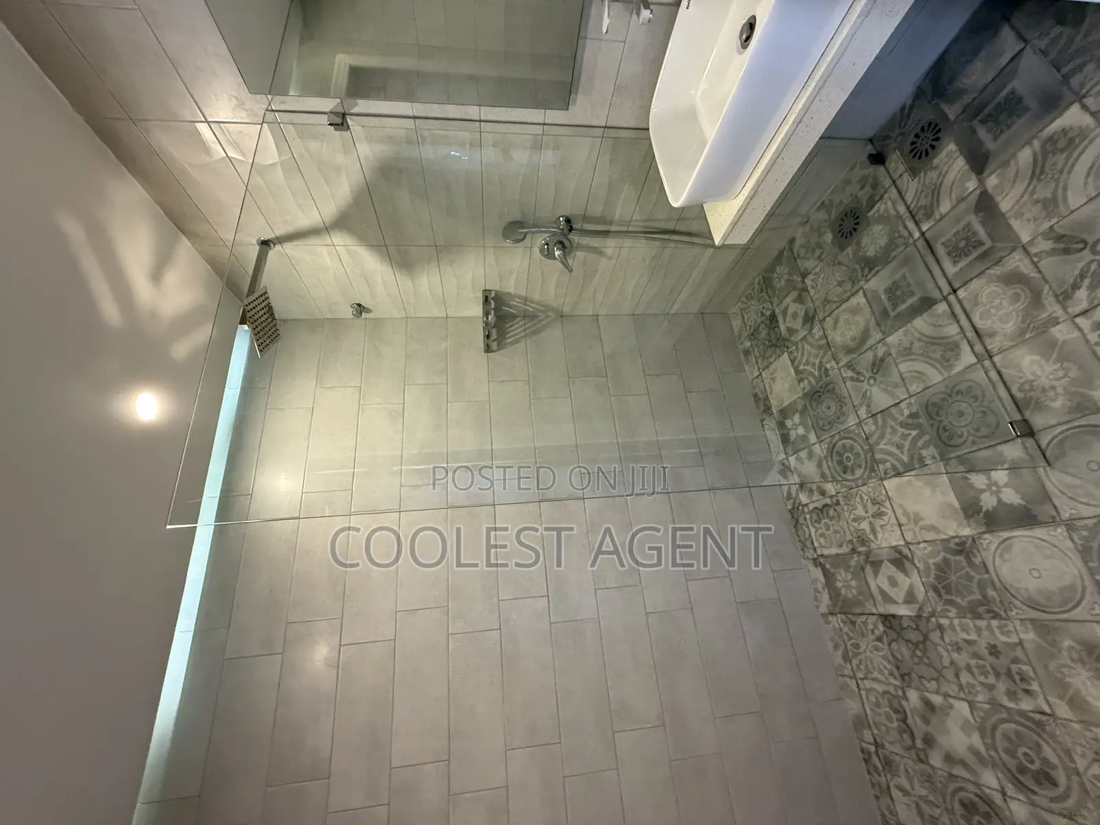Furnished 1bdrm Apartment in Coolest Estate, Masaki for rent
