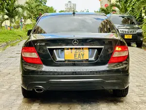 Mercedes-Benz C200 2008 Black