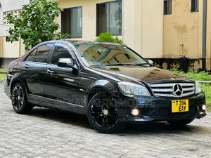 Mercedes-Benz C200 2008 Black
