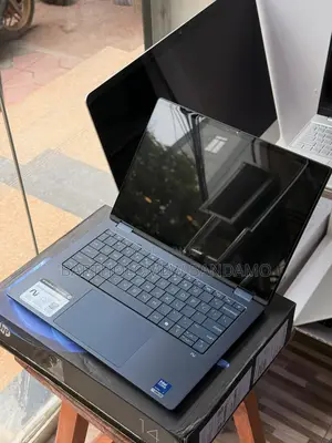 New Laptop HP Chromebook 14 16GB Intel Core Ultra 7 SSD 1T