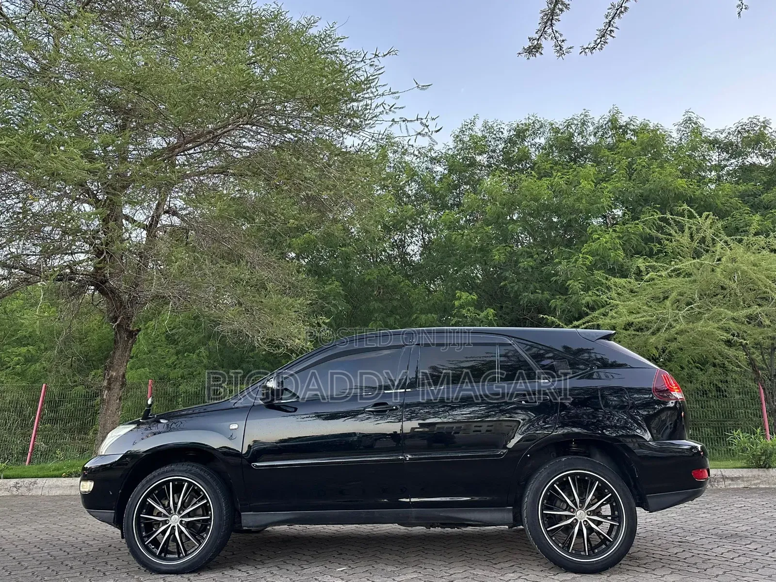 Toyota Harrier 2005 Black