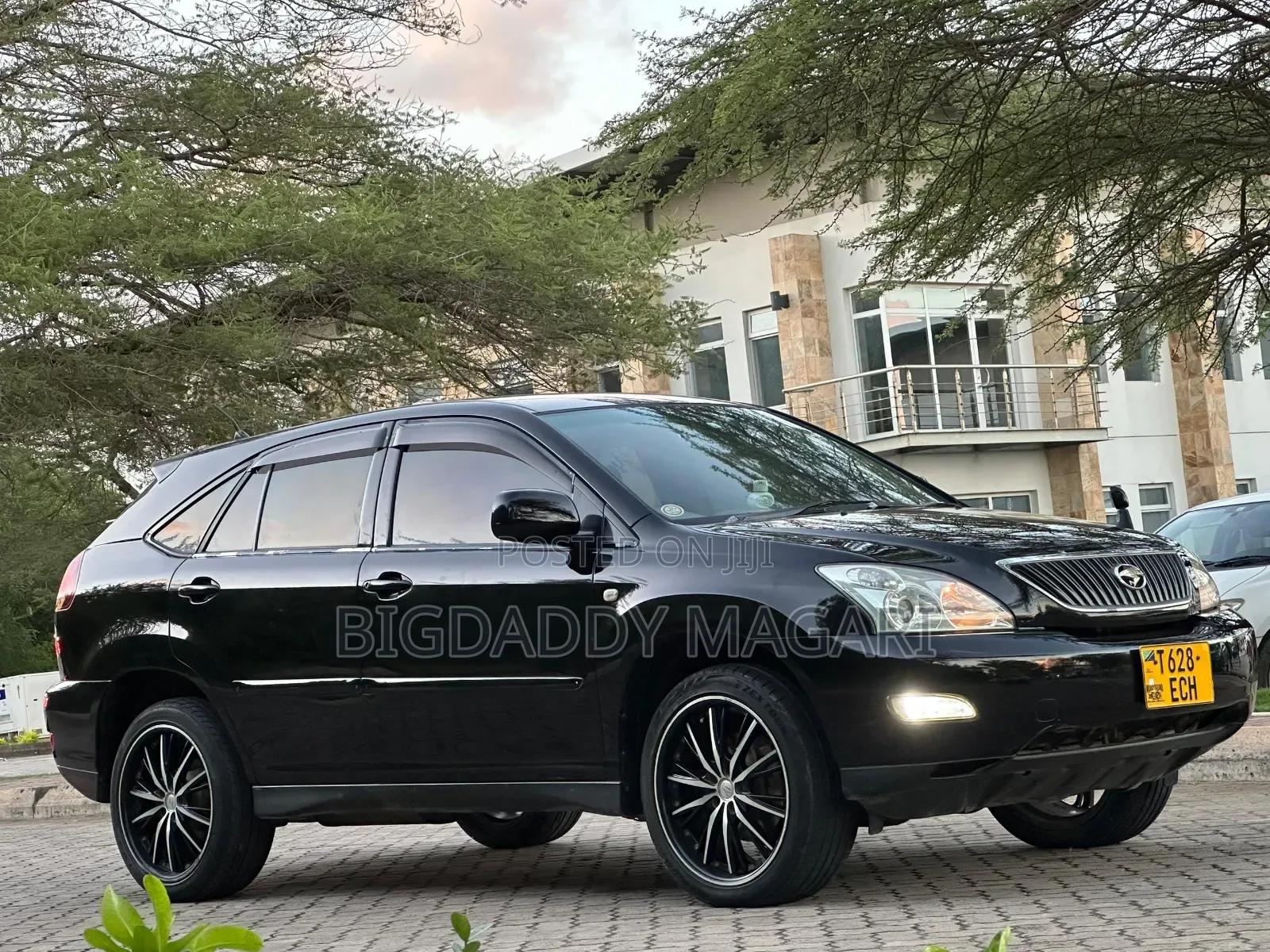 Toyota Harrier 2005 Black