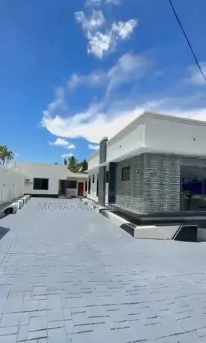 3bdrm Bungalow in Mchakama Real Estate, Goba for sale