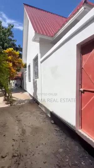 3bdrm House in Mchakama Real Estate, Chamazi for sale