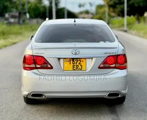 Toyota Crown 2008 Silver