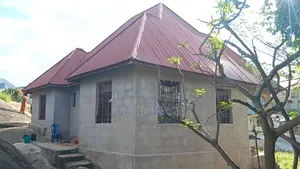 4bdrm House in Mkolani for sale