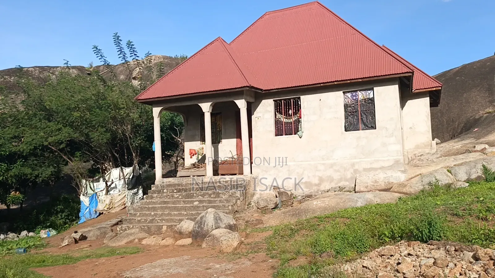 4bdrm House in Mkolani for sale