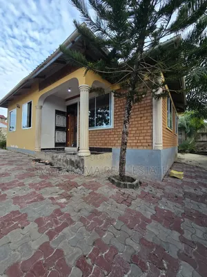 4bdrm House in Mchakama Real Estate, Mbezi for sale
