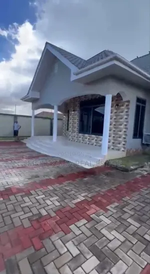4bdrm Bungalow in Mchakama Real Estate, Kigamboni for sale