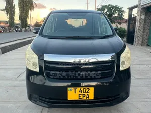 Toyota Noah 2008 Black