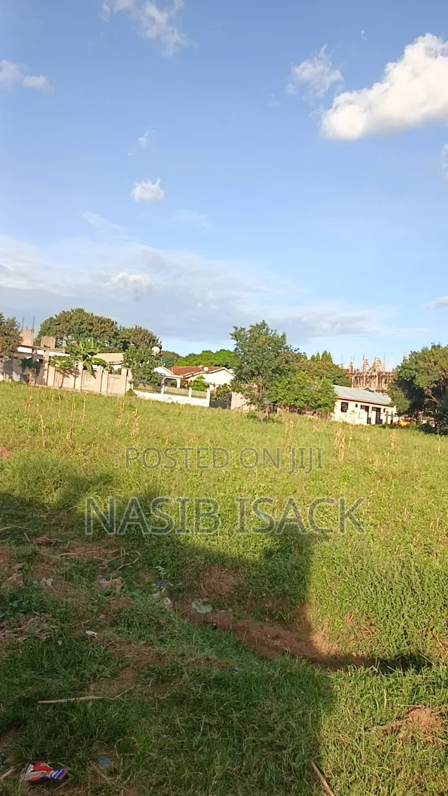 Furnished 9bdrm House in Mkolani for sale