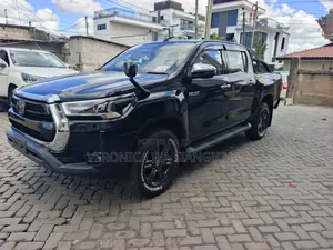 Toyota Hilux 2020 Black
