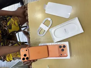 New Apple iPhone 17 Pro 256 GB Orange