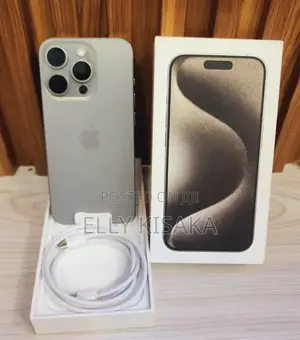New Apple iPhone 15 Pro Max 256 GB Silver