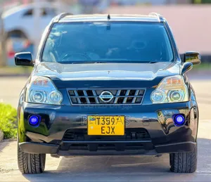 Nissan X-Trail 2011 Black