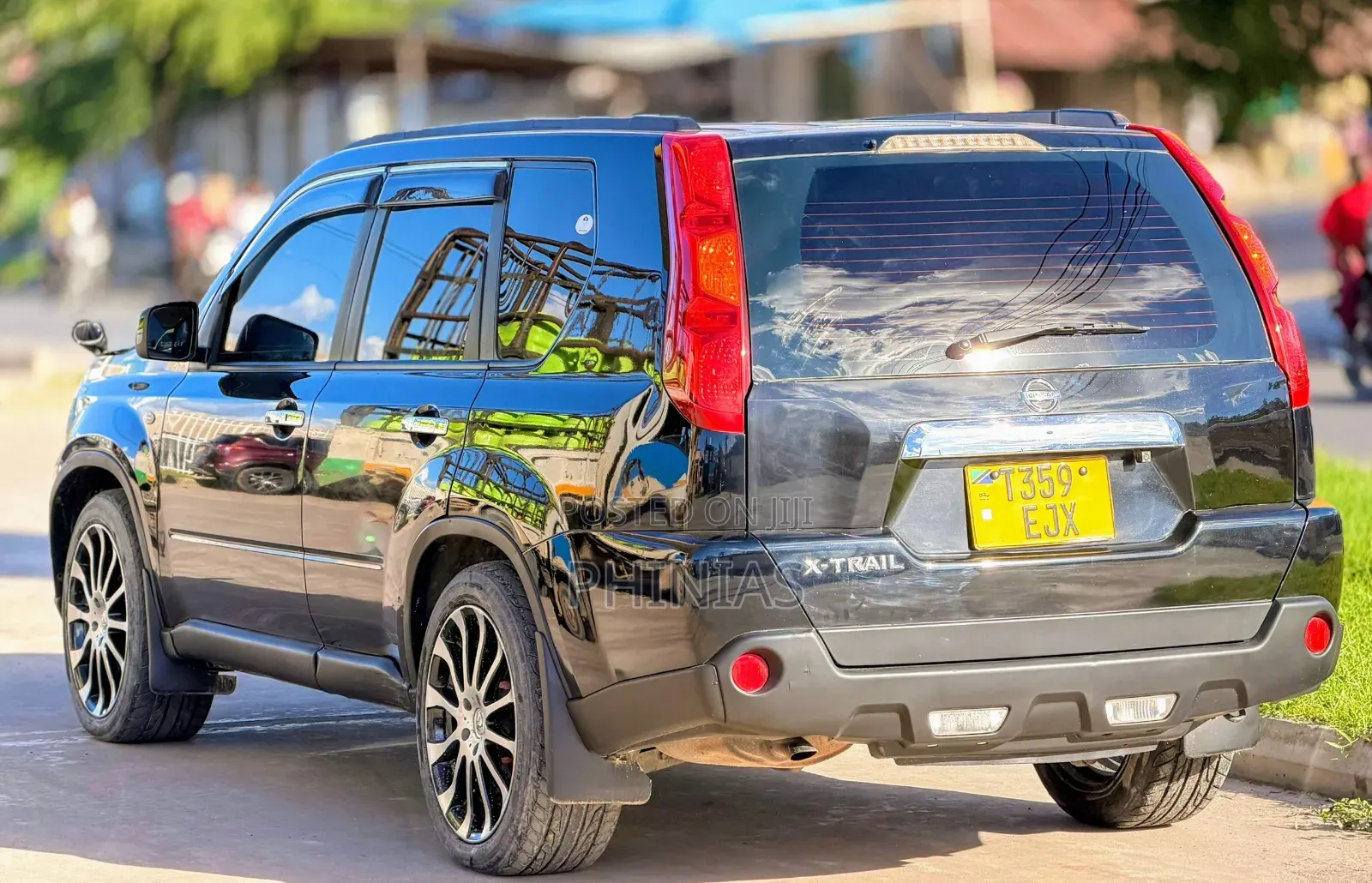 Nissan X-Trail 2011 Black