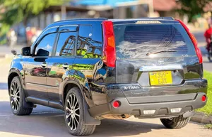 Nissan X-Trail 2011 Black