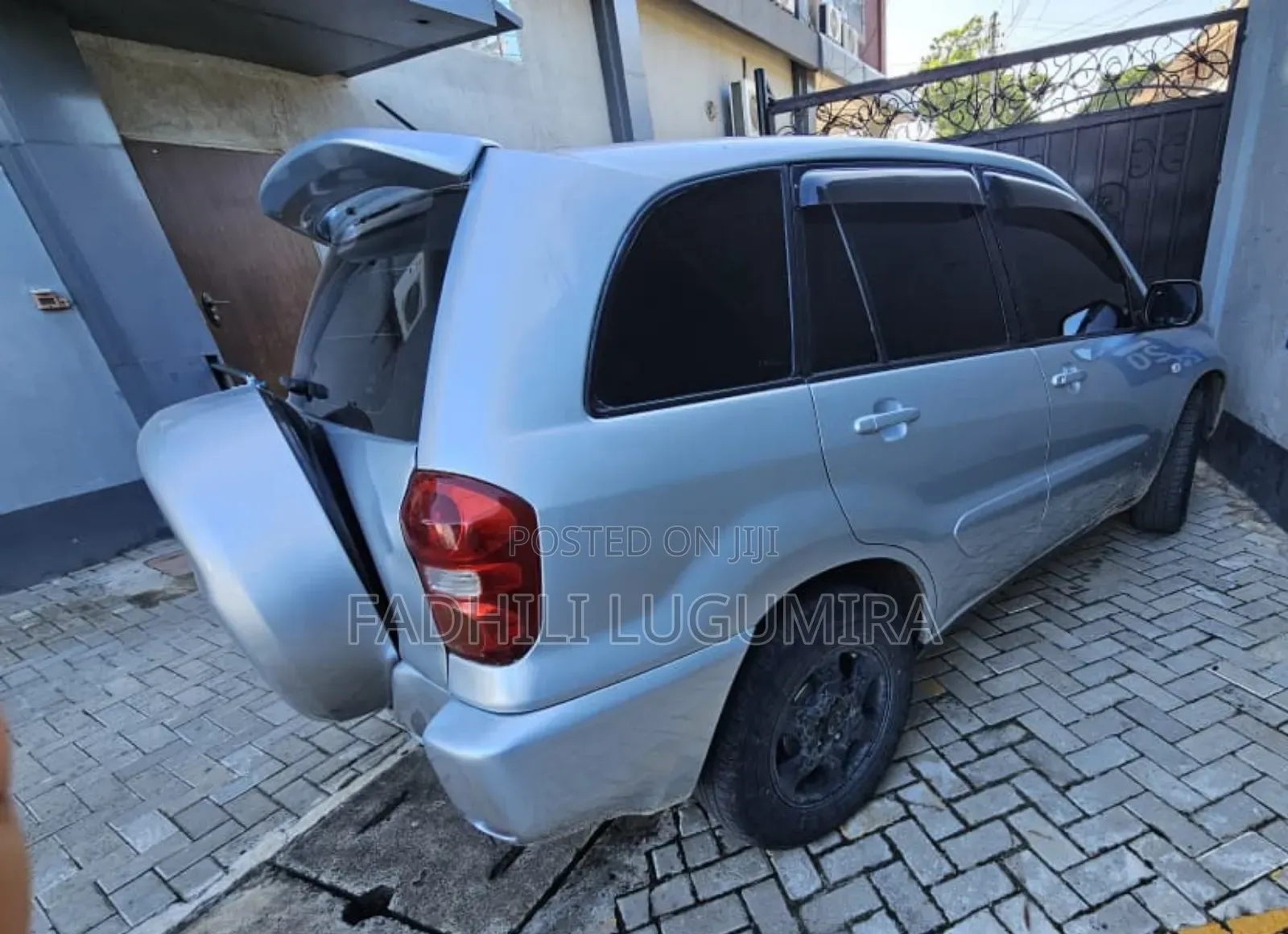 Toyota RAV4 Automatic 2003 Silver