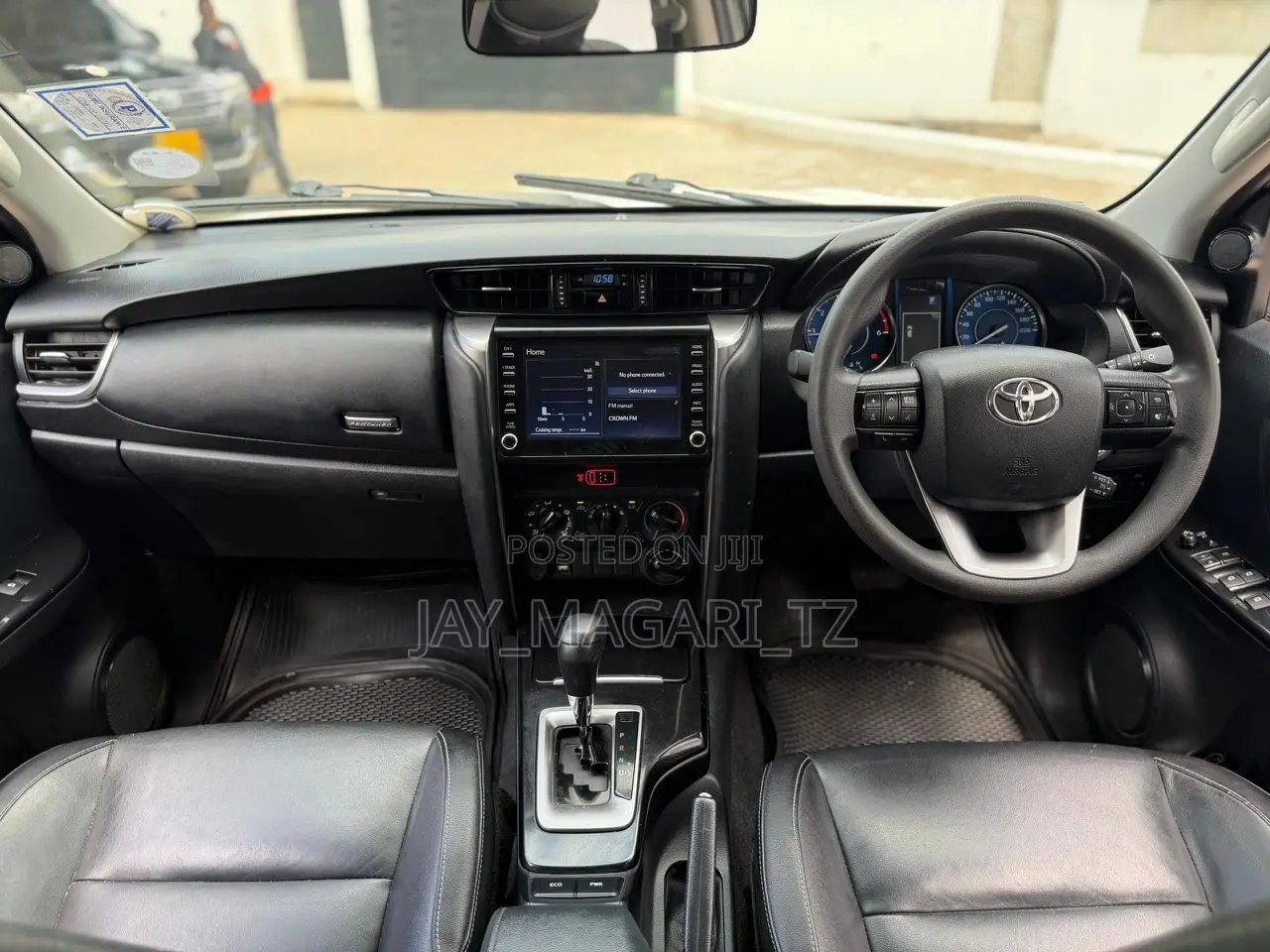 Toyota Fortuner 2022 White