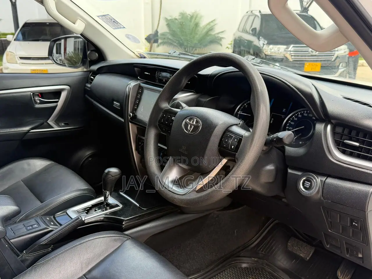 Toyota Fortuner 2022 White