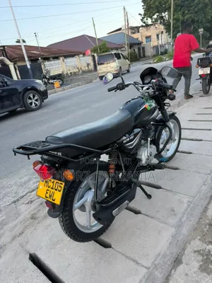 Bajaj Boxer 125 2025 Black