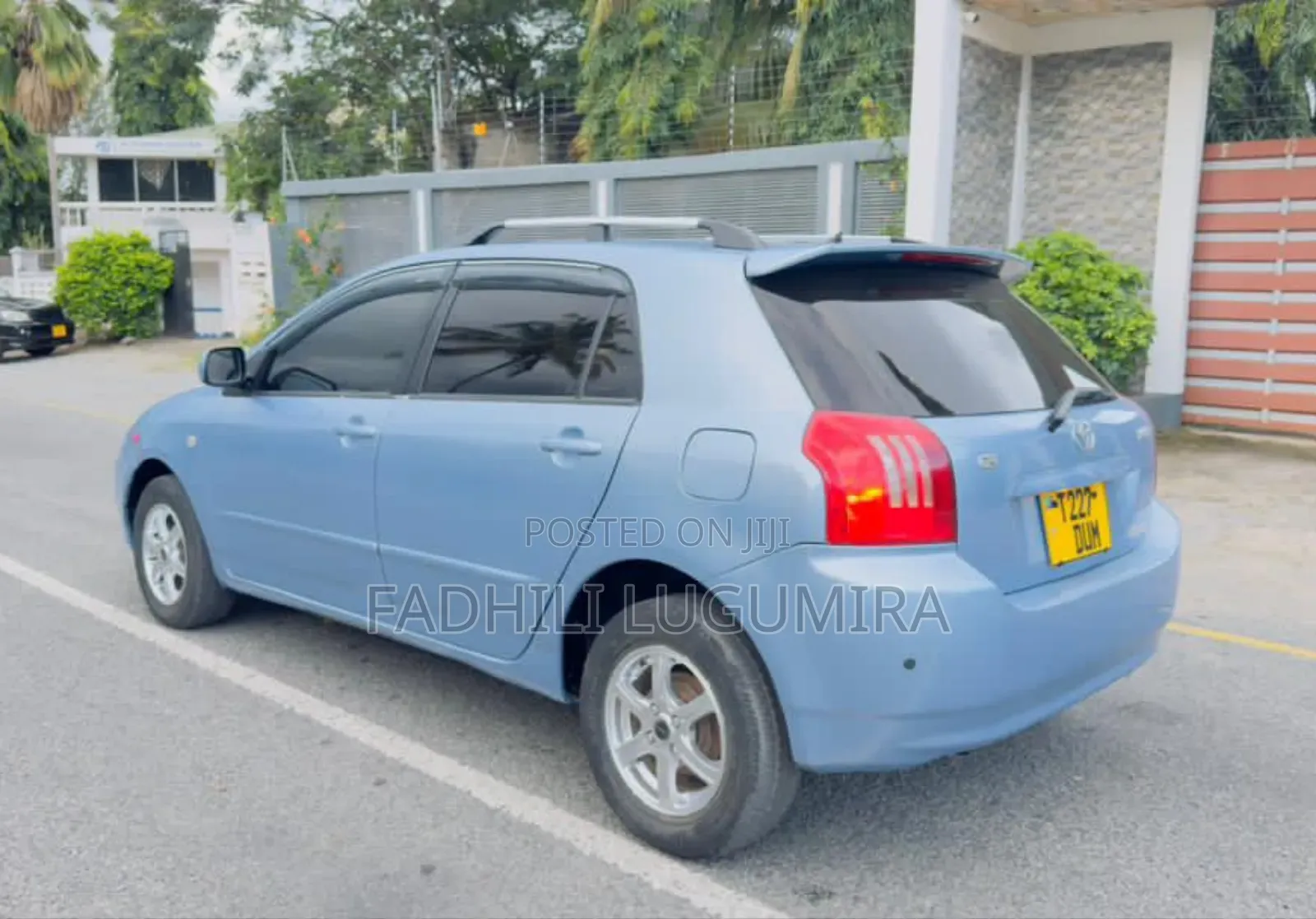 Toyota Corolla RunX 2004 Blue