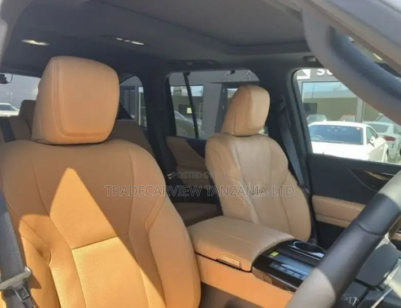 Lexus LX 600 2024 White