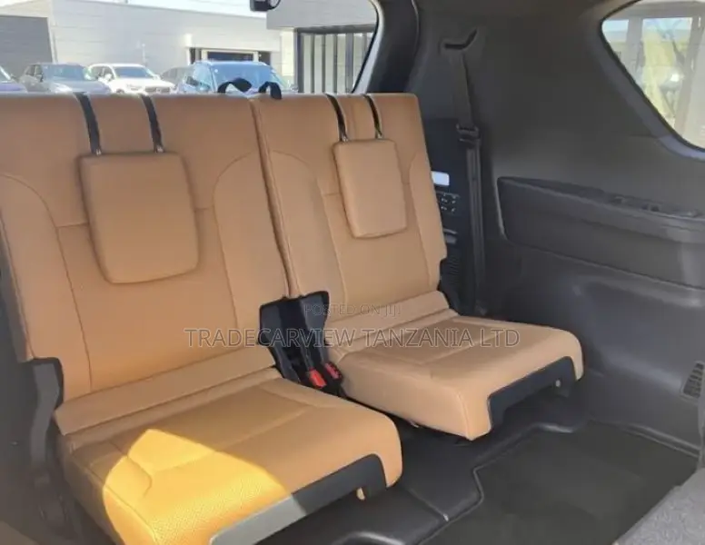 Lexus LX 600 2024 White