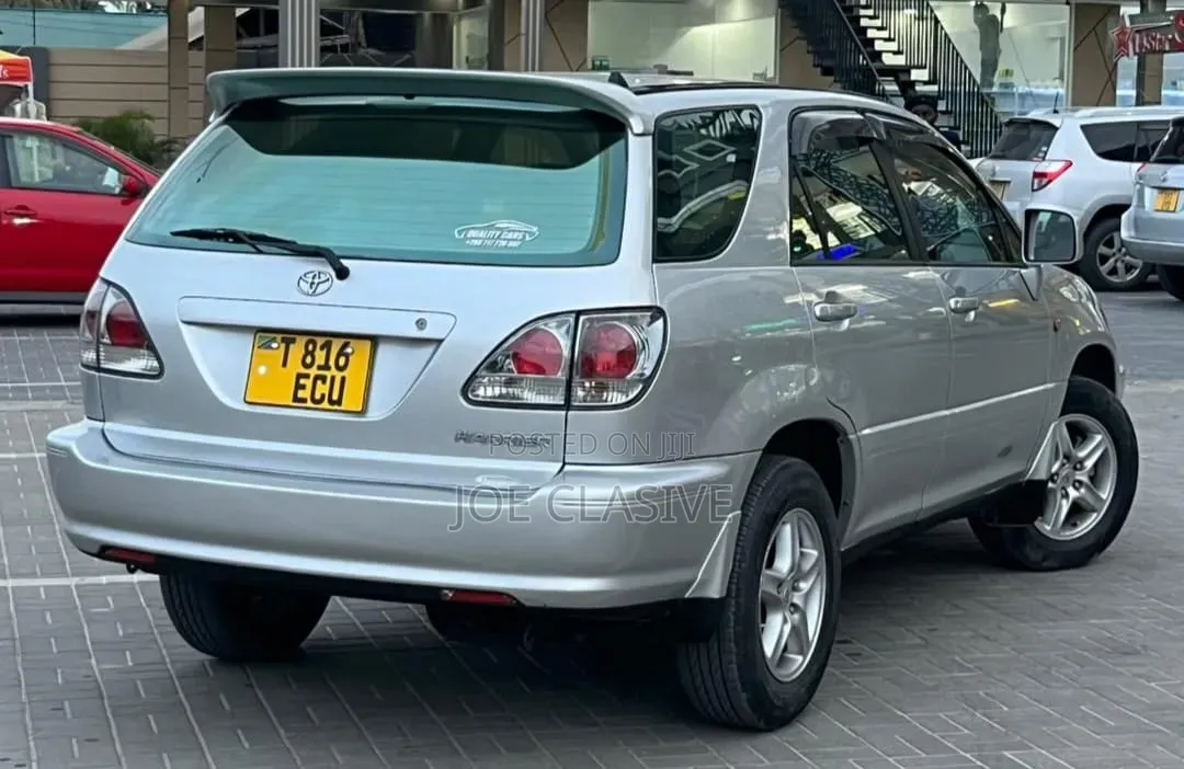 Toyota Harrier 2.4 16V 4WD 1999 Silver