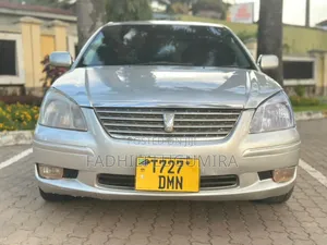 Toyota Premio 2004 Silver