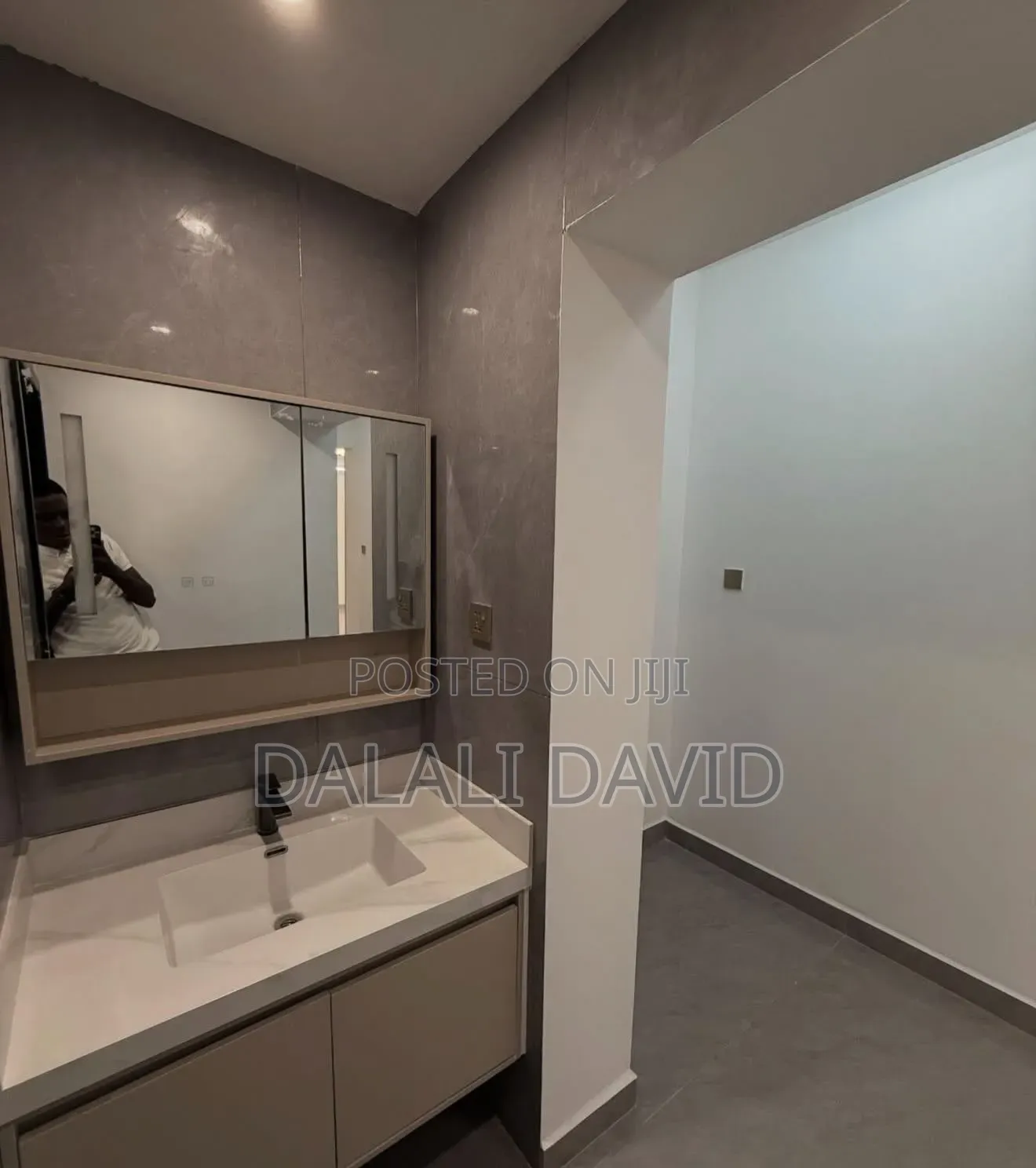 4bdrm Apartment in Masaki for sale