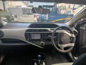 Toyota Aqua 2014 Black
