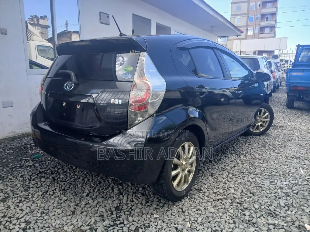 Toyota Aqua 2014 Black