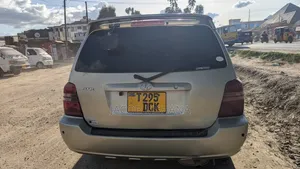 Toyota Kluger 2003 Beige