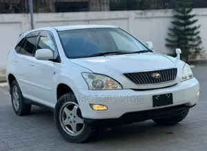 Toyota Harrier 2005 White