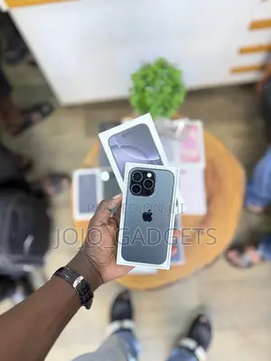 Apple iPhone 16 Pro 128 GB Black