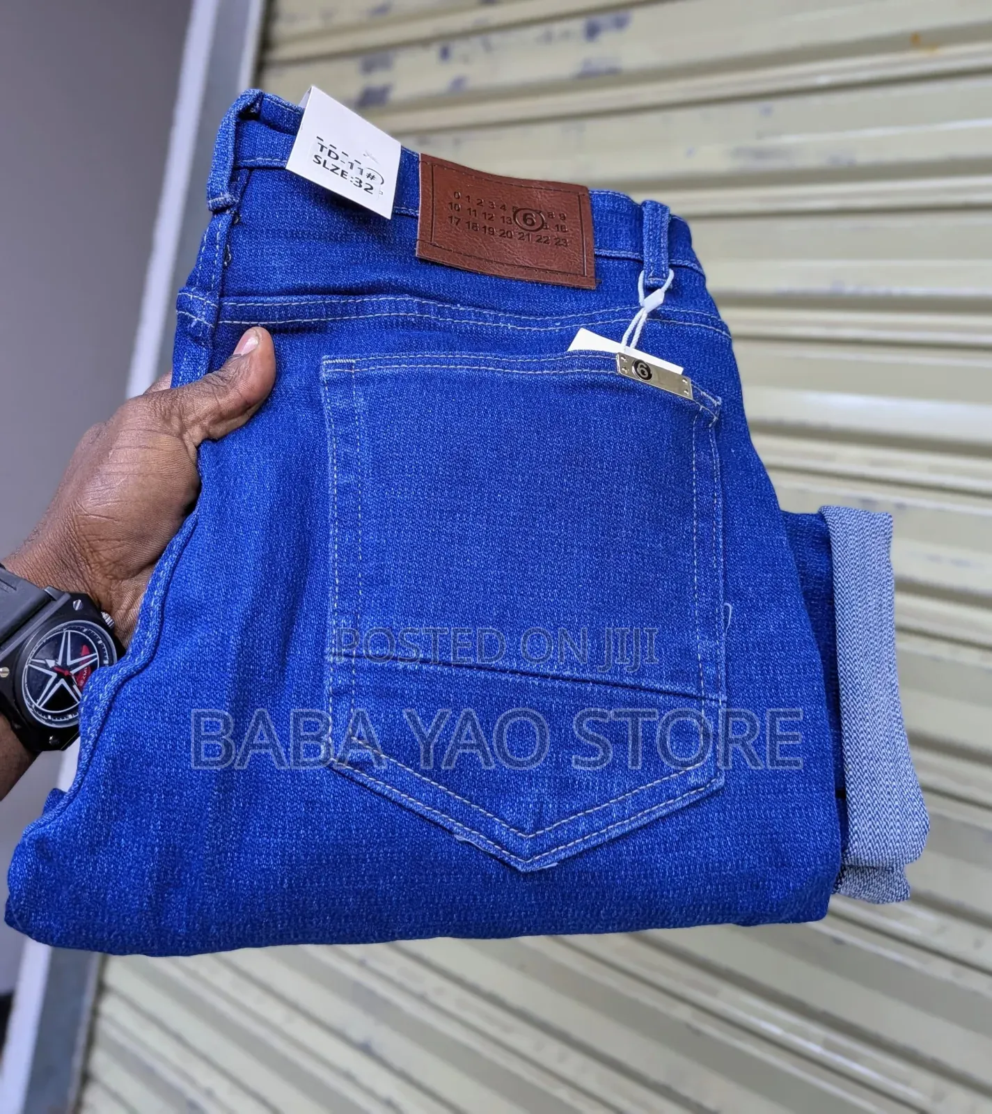 Men's Non-bleed Color Quality Stretching Jeans.
