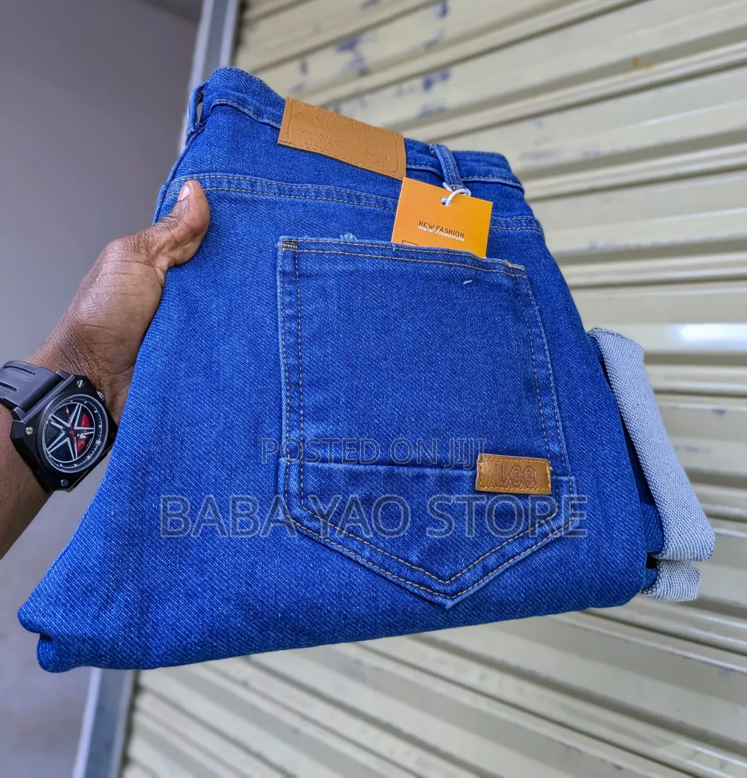 Men's Non-bleed Color Quality Stretching Jeans.