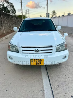 Toyota Kluger 2004 White