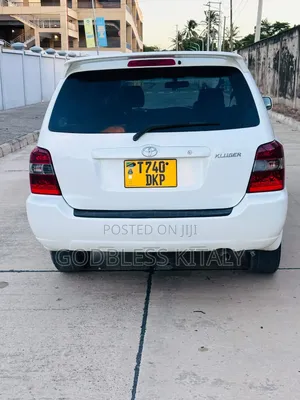 Toyota Kluger 2004 White