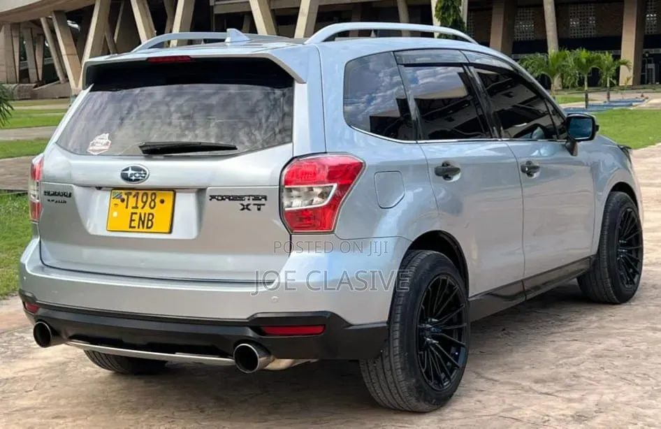 Subaru Forester 2.0XT Premium 4dr SUV AWD (2.0L 4cyl Turbo CVT) 2015 Silver