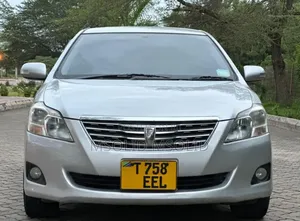 Toyota Premio 2010 Silver