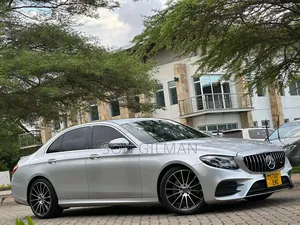Mercedes-Benz E200 2016 Silver