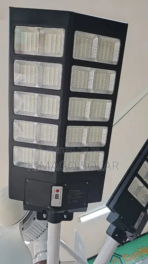 Solar Light 500w Inachaji Saa 5 Tu Inawaka Usiku Kucha
