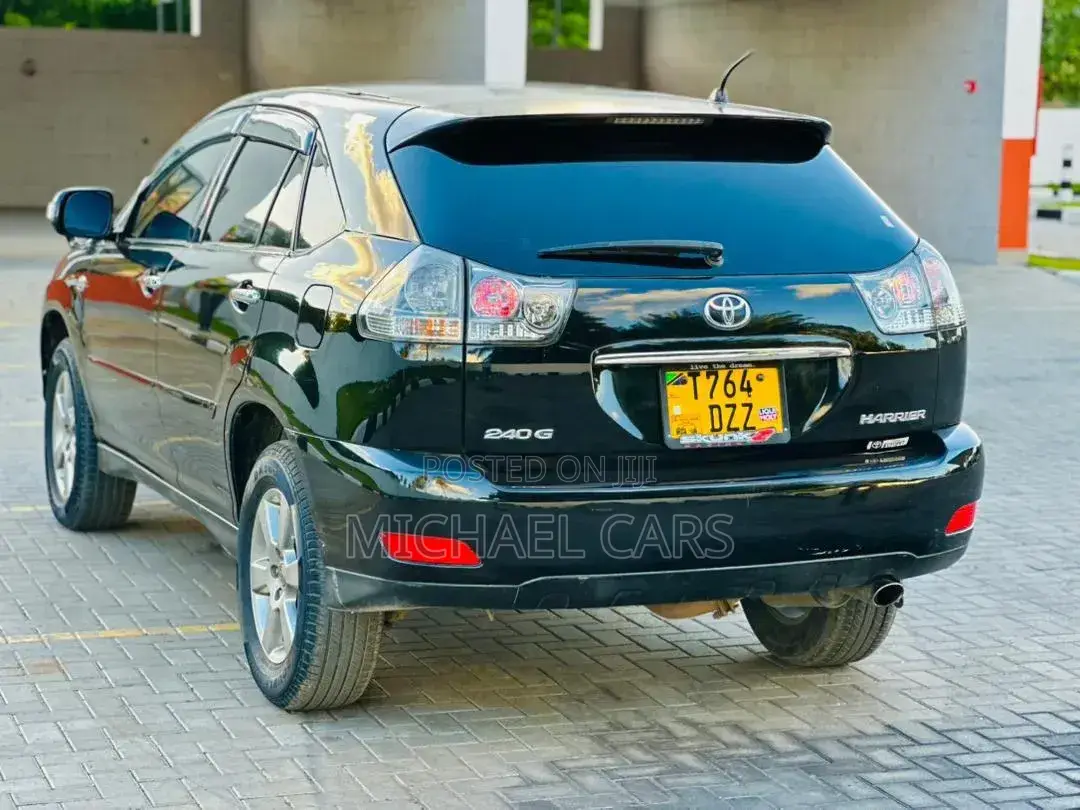 Toyota Harrier 2006 Black