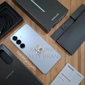 New Samsung Galaxy S25 128 GB