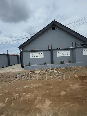 2bdrm Shared Apartment in Kijitonyama for rent